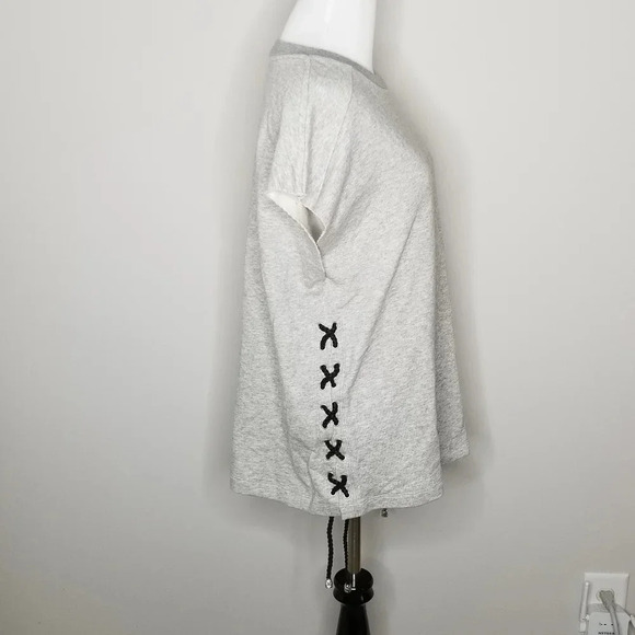 NWT Black Orchid Gray Sleeveless Lace Up Detail Sweatshirt S - Picture 3 of 6